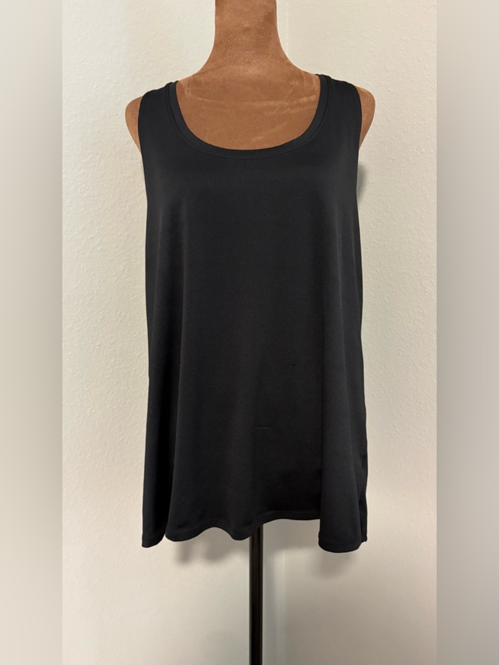 Athletic Works Black Scoop Neck Tank Top